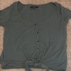 👚American Eagle Knotted Tee 👚